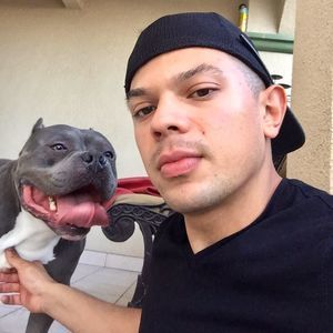 Meet your Posher, Uriel